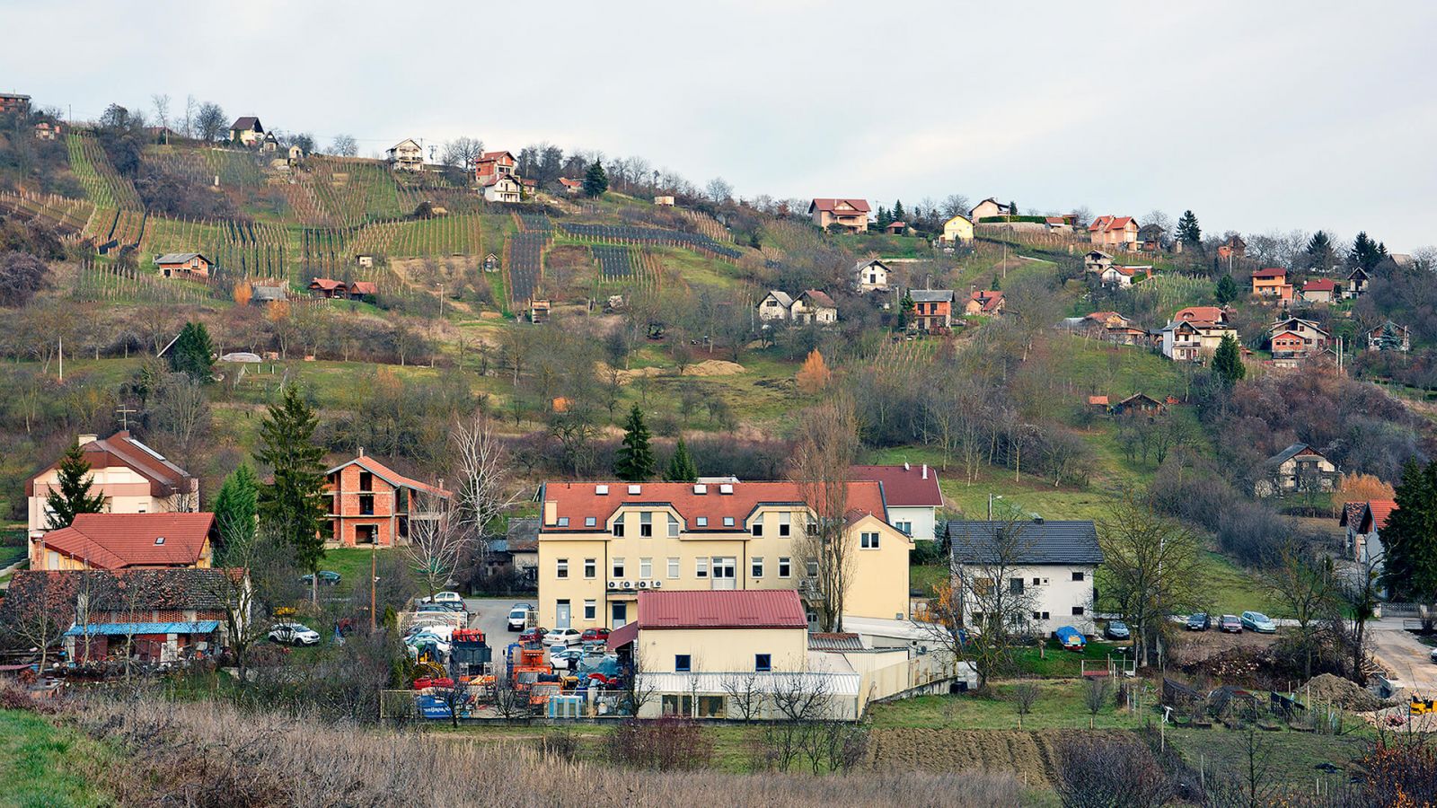 Zašto poslovati s nama? Zašto poslovati s nama?